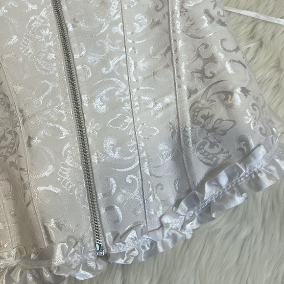 ADORE ME White Corset LARGE Ruffle Tie Bride Bridal Wedding Ruffle Trim Size M - Picture 5 of 9